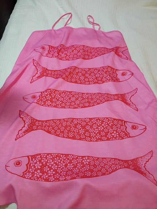 Source Unknown Other - Pink Fish-Print Pet Fish Cover
